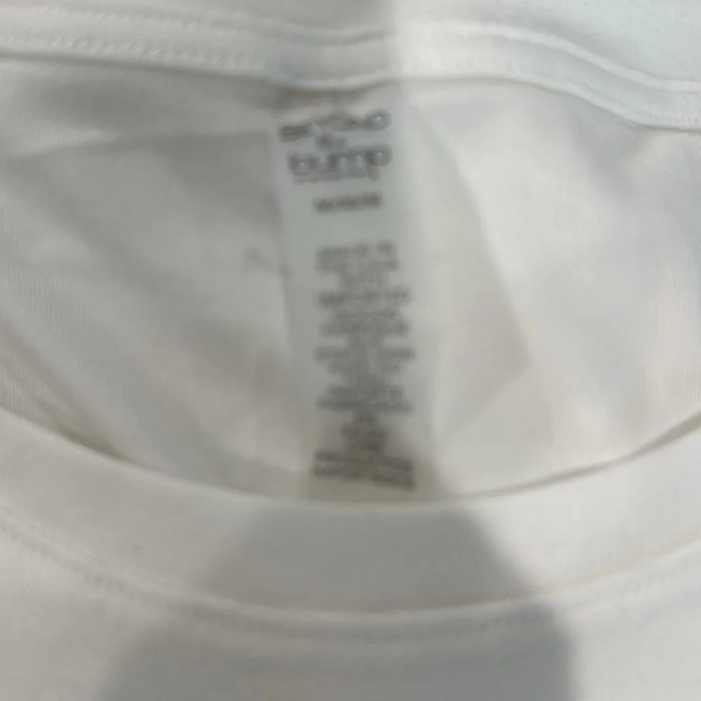 Beyond Yoga NEW One & Only Fetherweight maternity t shirt white - Picture 10 of 11